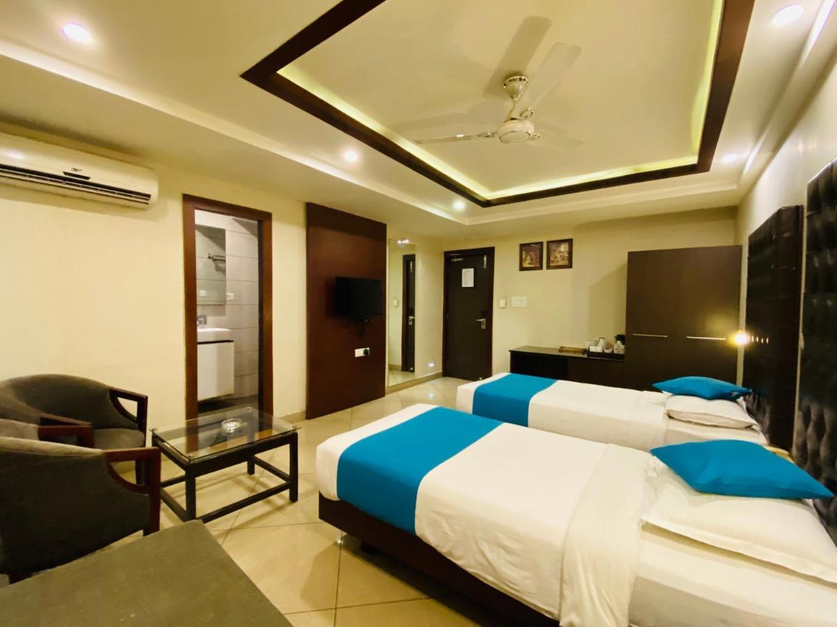 Hotel Saluja Residency Shiliguri Exterior foto